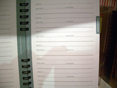 画像：パスワードを列記！するためのノート